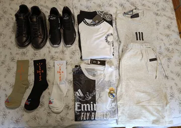 Photo from Livid_Telephone1185’s 3.8kg Kakobuy haul to Italy