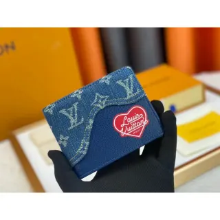 Louis Vuitton Tabi Denim Heart Wallet Blue — seller product photo