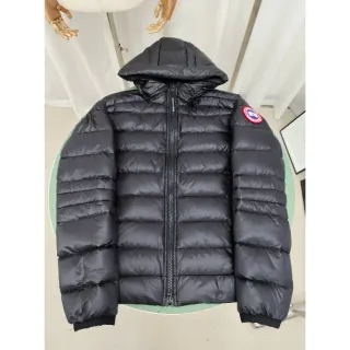 Canada Goose Chilliwack Black Puffer Jacket — seller product photo