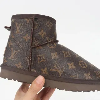 Louis Vuitton Monogram Snow Boots Brown — seller product photo