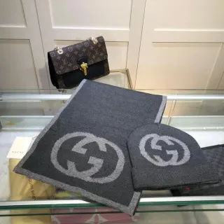 Gucci GG Logo Beanie & Scarf Set in Grey — seller product photo