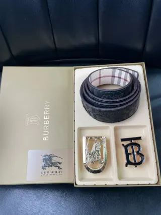 Burberry Vintage Check Belt Set in Black & Khaki — seller product photo