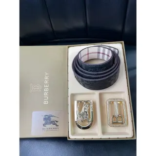 Burberry Check Belt Set in Black & White — seller product photo